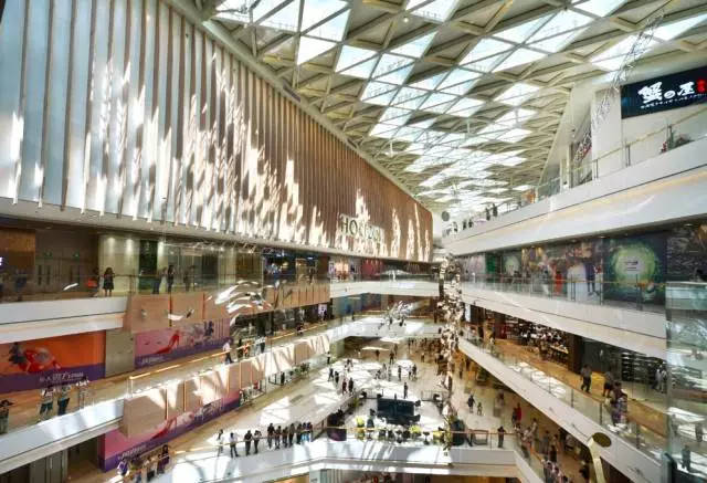 商业地产精选:30个经典案例,如何玩转商业mall的中庭