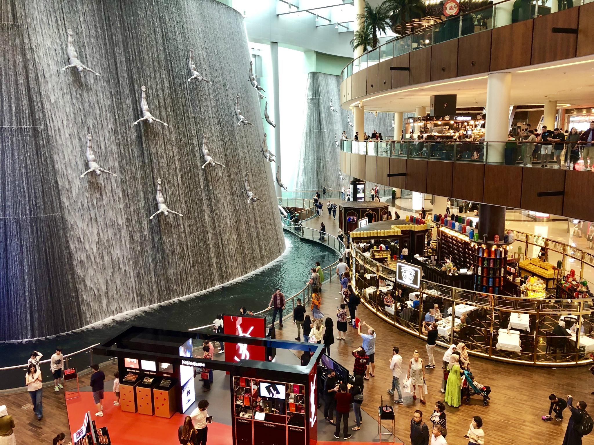 2019迪拜购物中心购物,迪拜mall很大品牌非常多,连.【去哪儿攻略】